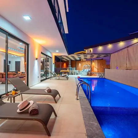 ヴィラ Kalkan'da Deniz Manzarali *