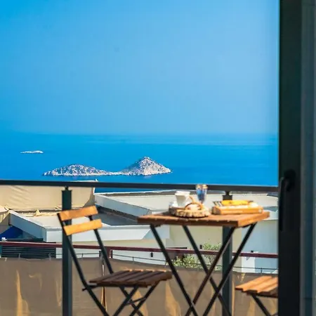 Kalkan'da Deniz Manzarali カシュ